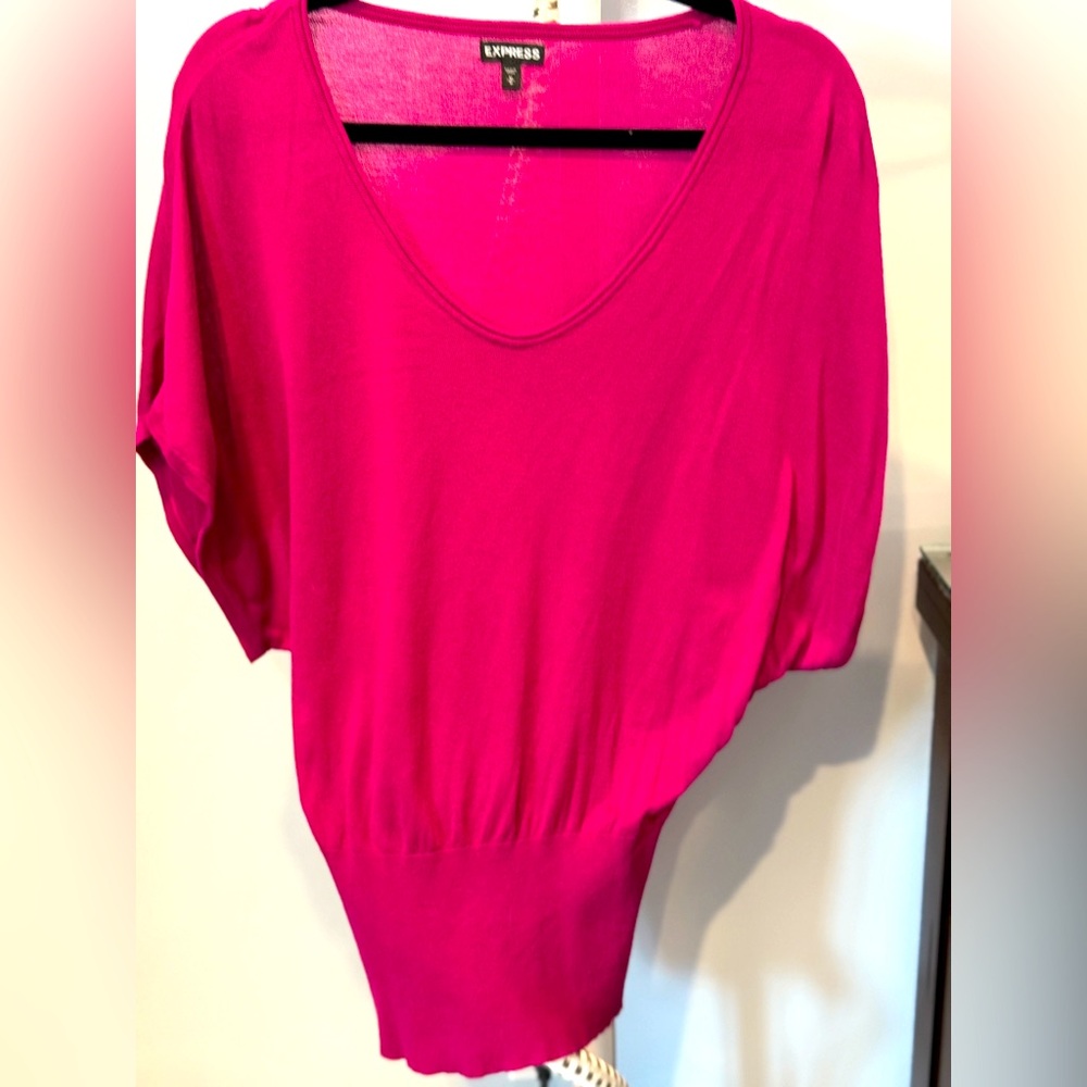 Express magenta knit top